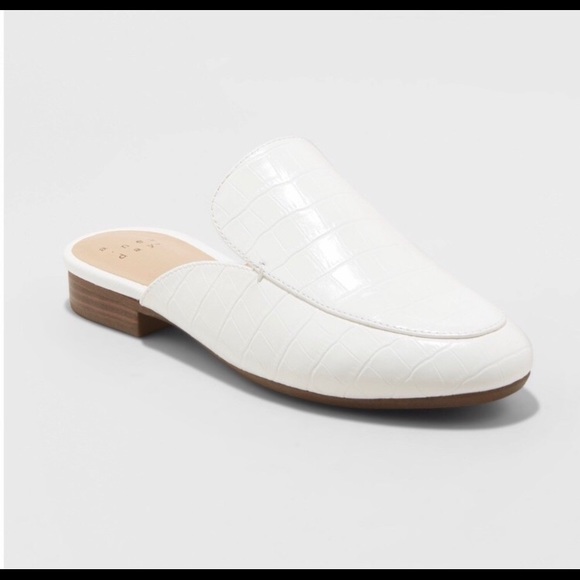 “A New Day” White Crocodile Embossed Mules - Picture 2 of 5